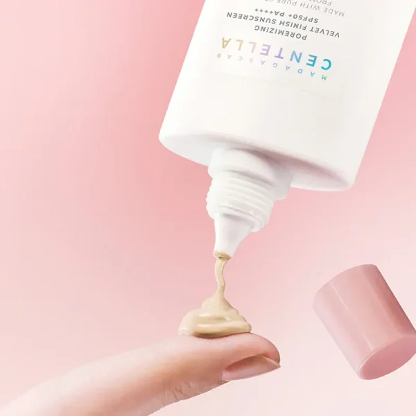 کرم ضدآفتاب رنگی سنتلا هیالوسیکا واتر فیت سنتلا SPF50 - Image 2